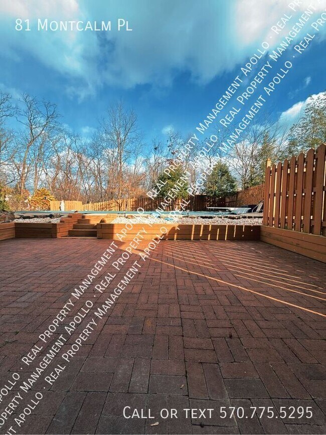 Building Photo - 81 Montcalm Pl