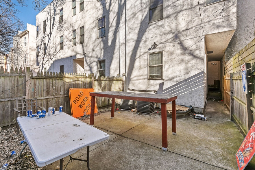 Building Photo - 1816 N 17th St