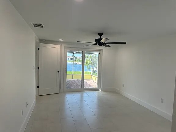 Building Photo - 5401 Leeward Ln