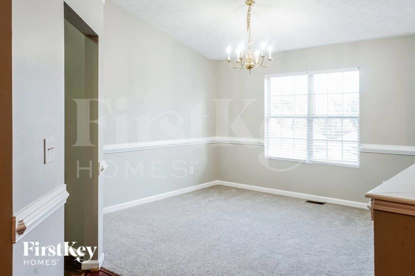 Building Photo - 8439 Browns Mill Trce