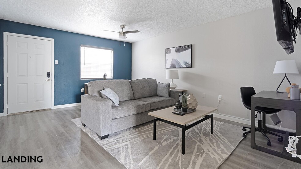 Building Photo - 130 Camino De Oro