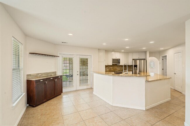 Building Photo - 107 Timber Rock Dr
