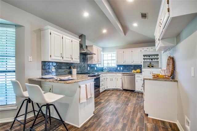 Building Photo - 3829 Townbluff Dr