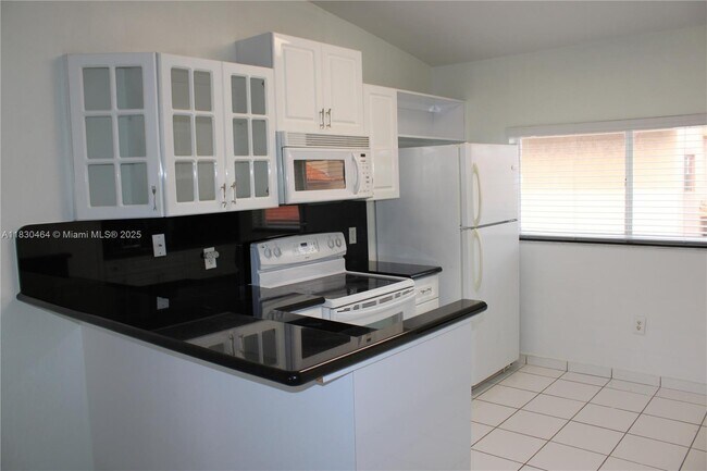 Building Photo - 2895 W 76th St