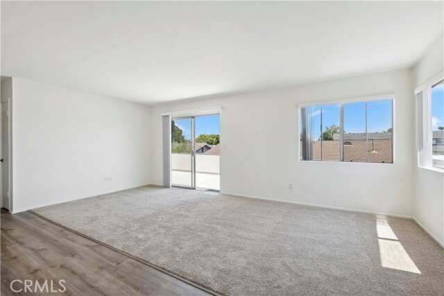 Building Photo - 375 Woodland Pl