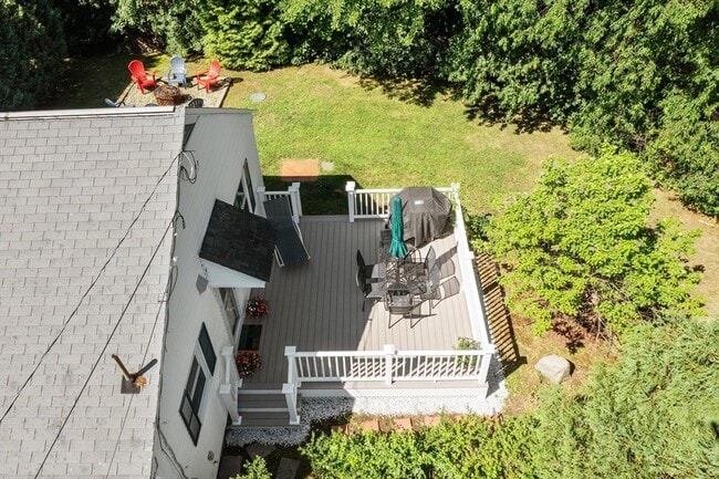 Building Photo - 68 Oak Hill Rd