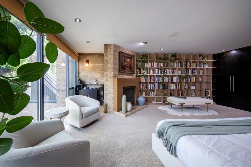 Building Photo - 4030 Buena Vista St