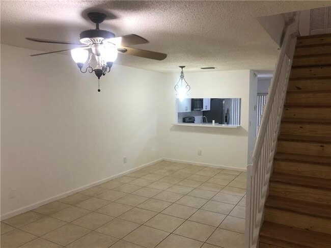 Building Photo - 6756 Sienna Club Dr