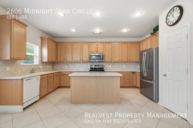 Building Photo - 2606 Midnight Star Cir