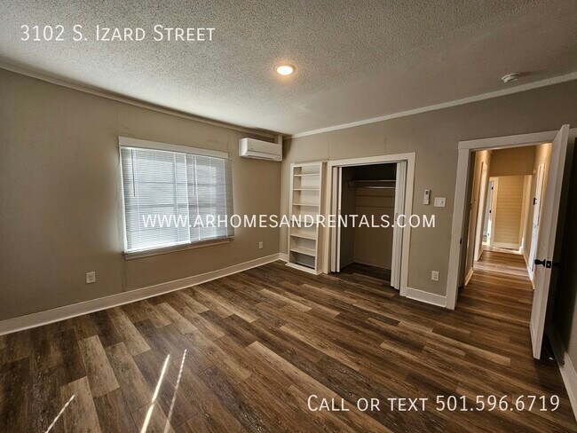 Building Photo - 3102 S Izard St