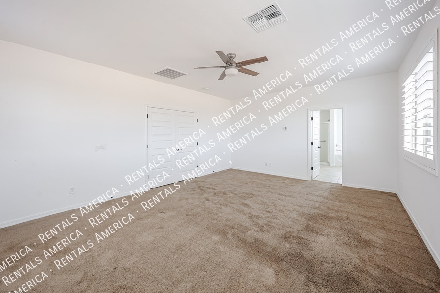 Building Photo - 13487 N 174th Ave