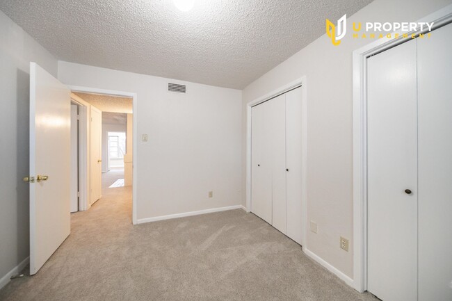 Building Photo - One month rent free for a 13 months lease