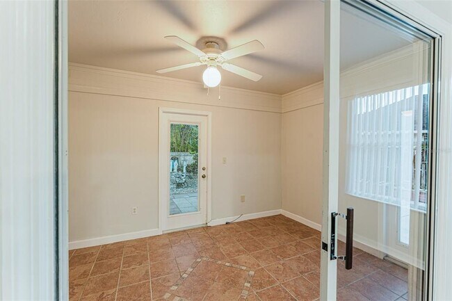 Building Photo - 2114 NW 52nd Pl