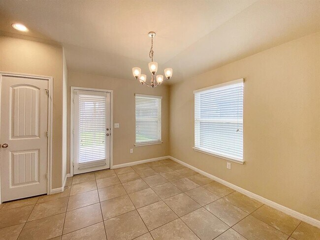 Building Photo - 528 Longhorn Cavern Rd