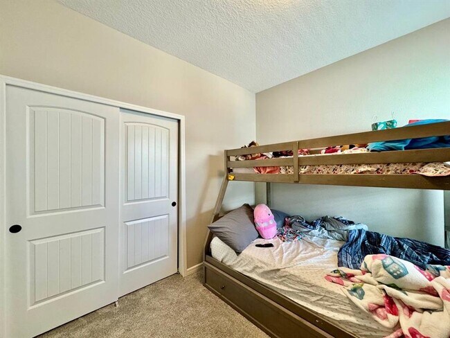 Building Photo - 11281 Beach Walk Wy NE