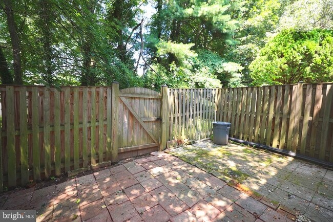 Building Photo - 5564 Caithness Ct