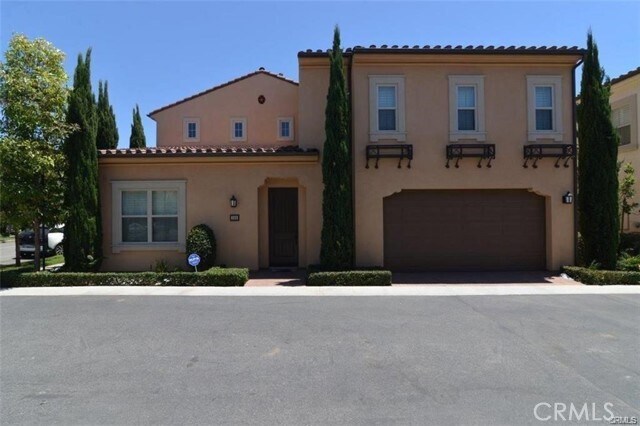 Building Photo - 308 Bronze