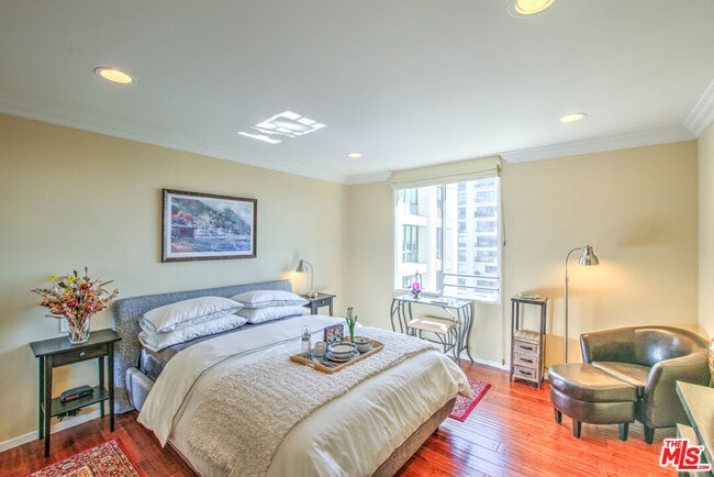 Building Photo - 2160 Century Park E