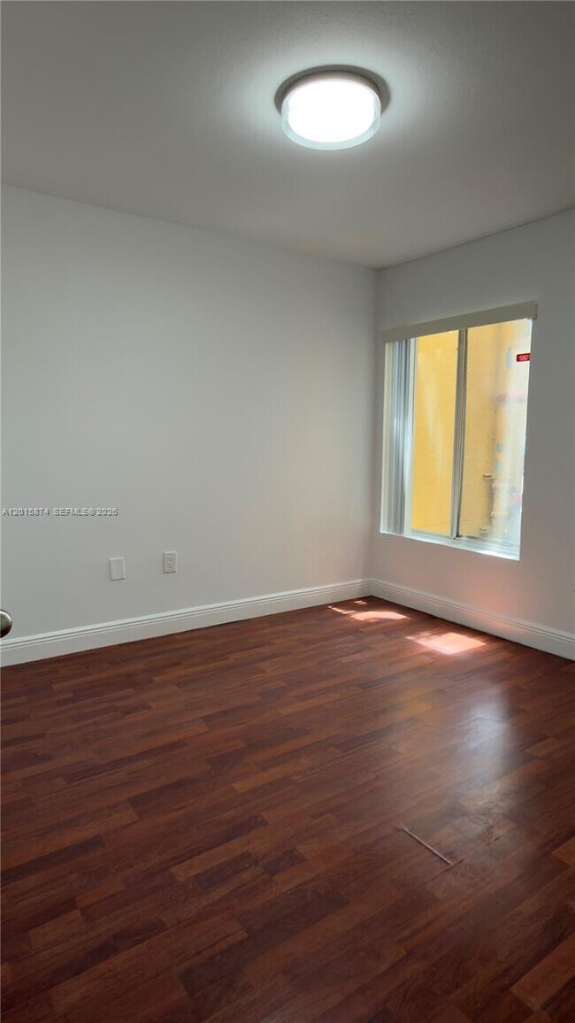 Building Photo - 2445 NW 33rd St
