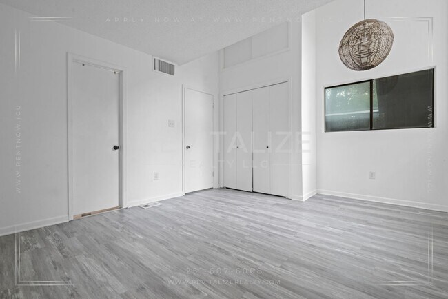 Building Photo - Knollwood Drive Gem- Home with Skylights, Fireplace & Open Floor Plan