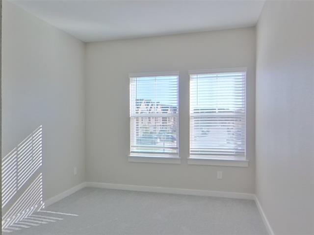 Building Photo - 5476 Sandstone Dr