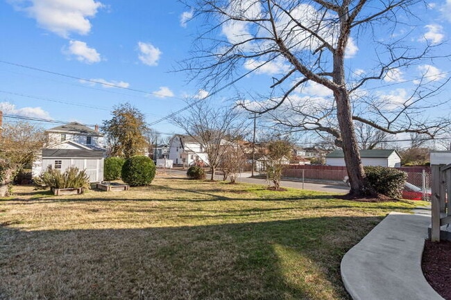 Building Photo - Updated 1920s Colonial in Northside – 3 Bed, 4 Bath – Available Now – $2,895/mo
