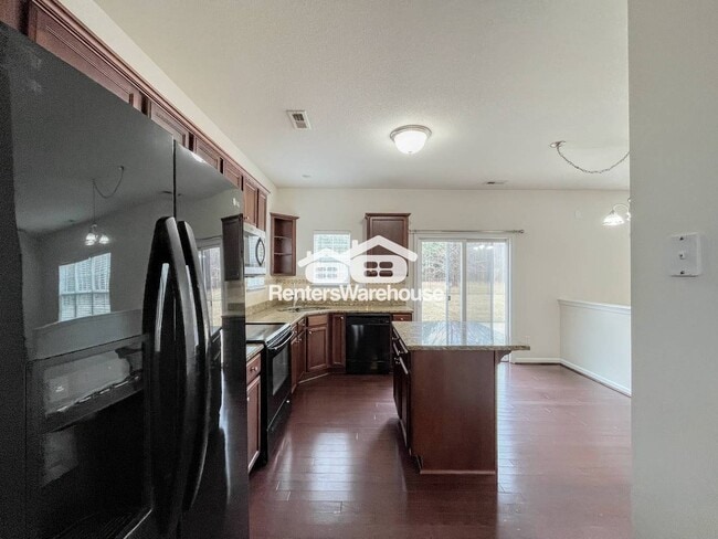 Building Photo - 6019 Mainsail Ln