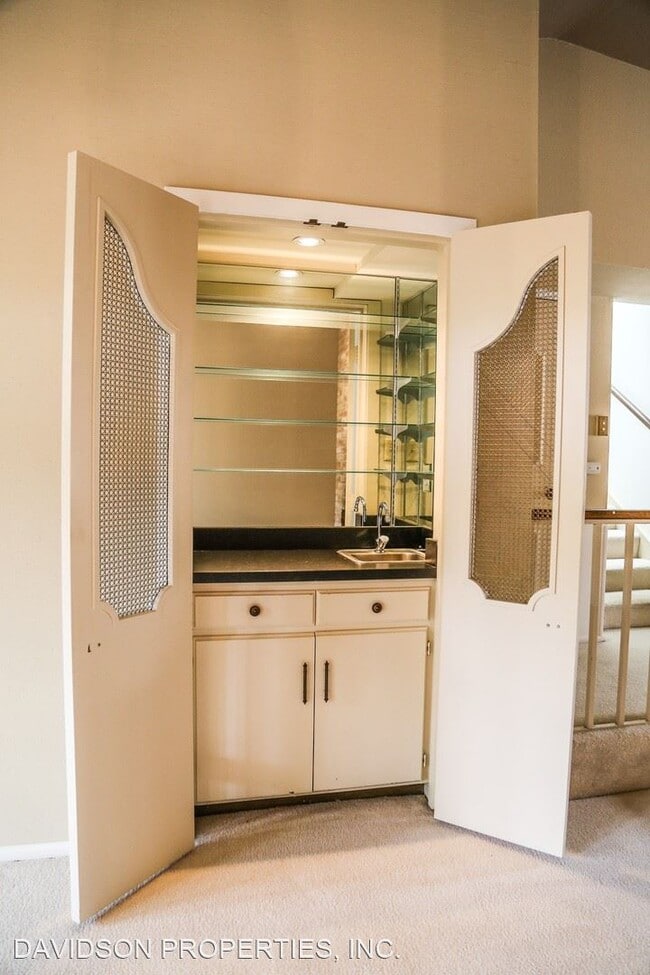 Building Photo - 2 br, 2.5 bath House - 16 Gallery Court