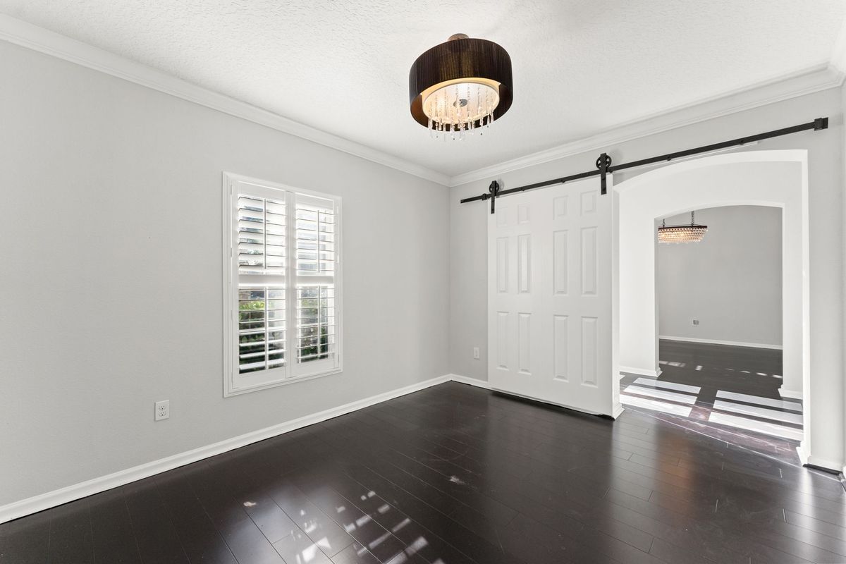 Building Photo - 16456 Tisons Blf Rd