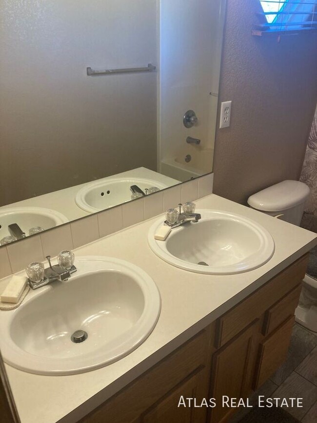 Building Photo - 491 Sodalite Ct