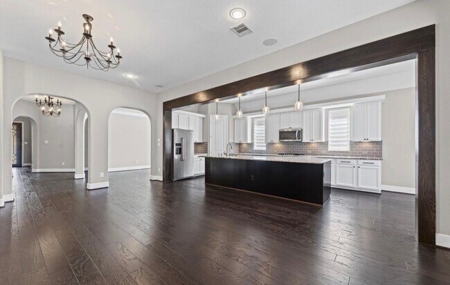 Building Photo - 10811 Gates Randal Ct