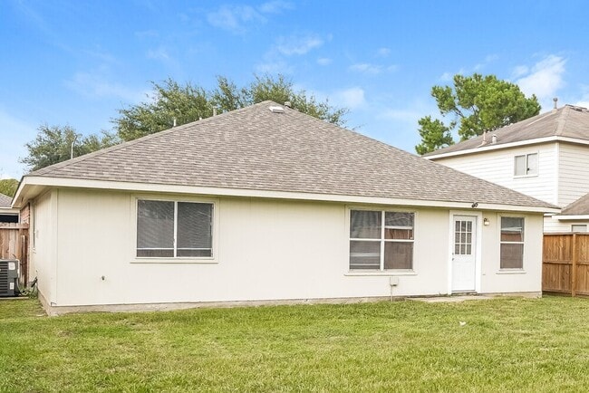 Building Photo - 710 Danbury Park Ln