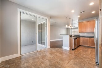 Building Photo - 9050 W Tropicana Ave