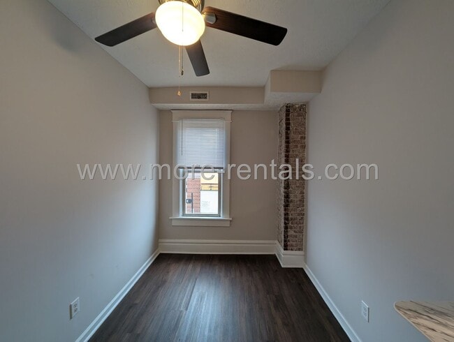 Building Photo - 1090 Parsons Ave