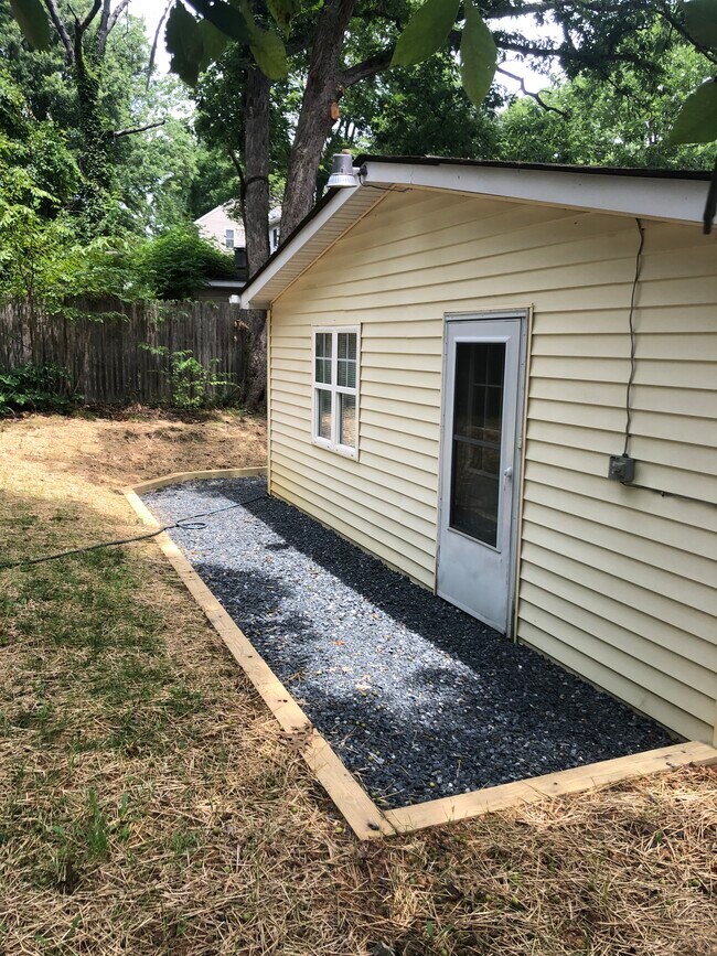 Building Photo - 9314 Madison Ave