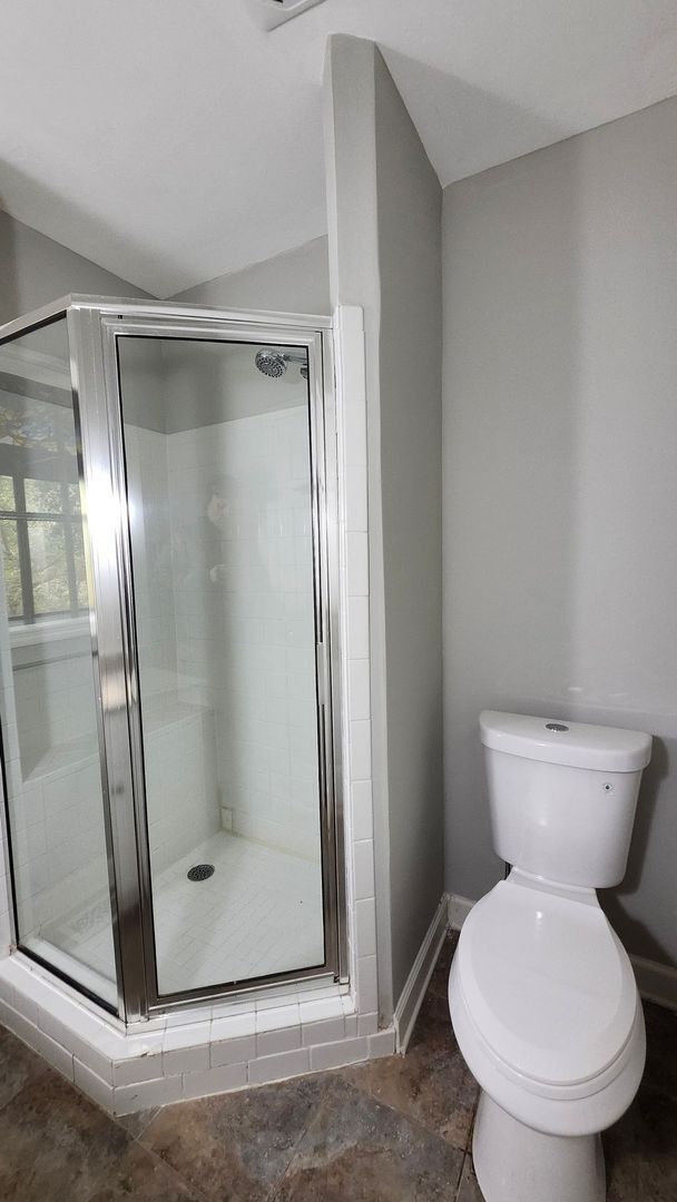 Building Photo - Charming 3-Bed, 2-Bath Ranch in Prime Atlanta Location