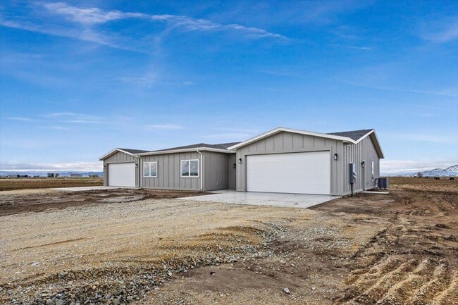 Building Photo - 170 W 300 S