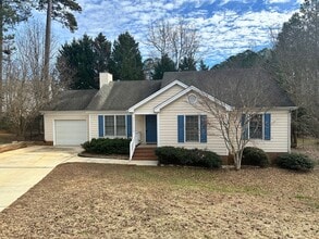 Building Photo - Ranch Home with Garage in Prime North Raleigh Location!
