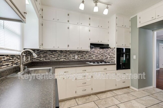 Building Photo - 1512 NW 41st St