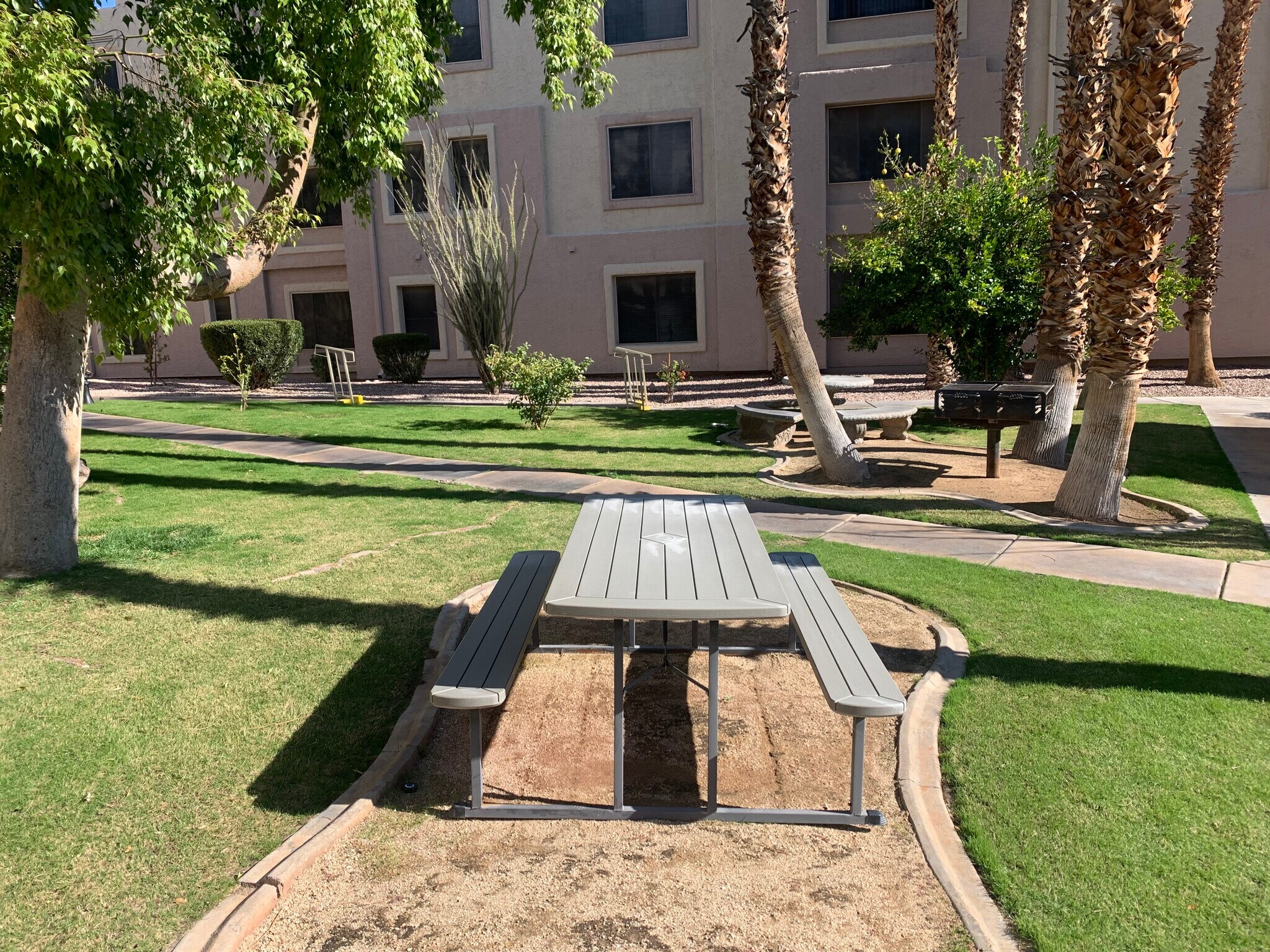 Building Photo - 2008 Mesquite Ln