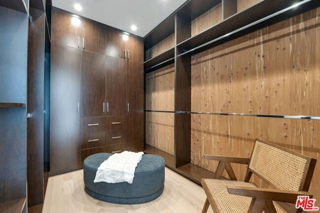 Building Photo - 3116 Elvido Dr