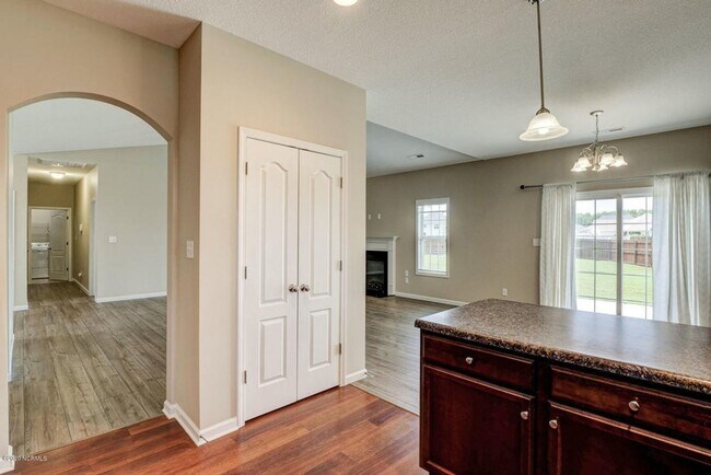 Building Photo - 116 Regatta Way