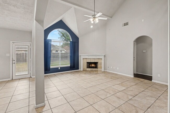 Building Photo - 19534 Country Canyon Dr