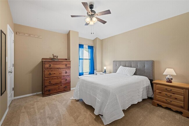 Building Photo - 304 Quarry Ln