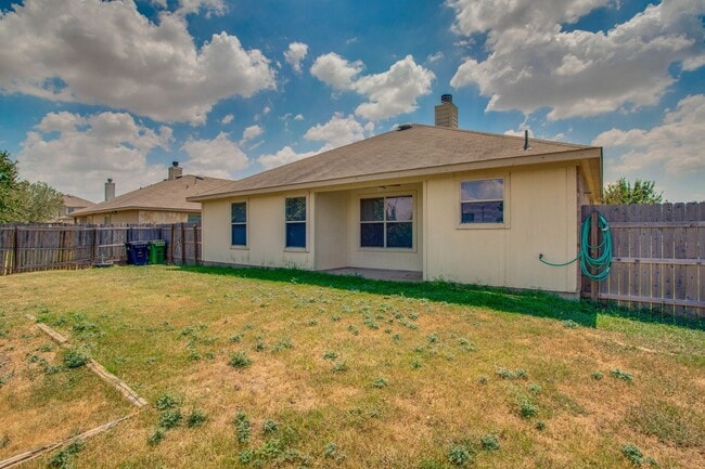 Building Photo - 311 Gainer Dr