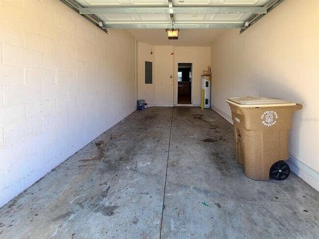 Building Photo - 4148 SW 51st Cir