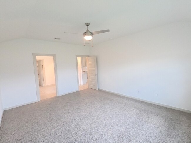 Building Photo - 1119 Hyde Lk Ln