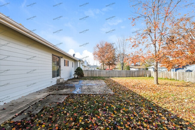 Building Photo - 1365 Warrior Song Way