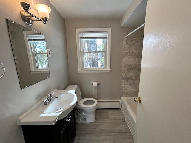 Building Photo - 91 Moore Ave