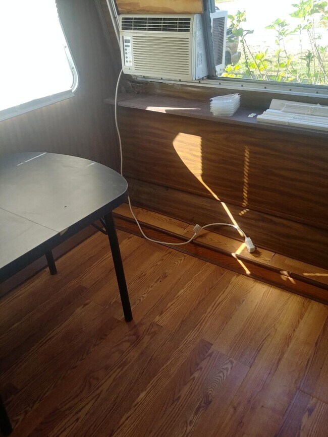 Primary Photo - 30346 FL-78